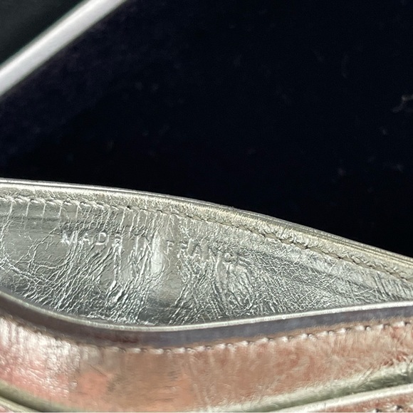 Chanel Quilted Silver  Metallic Leather Reissue Turnlock Card Holder Wallet - Picture 9 of 9